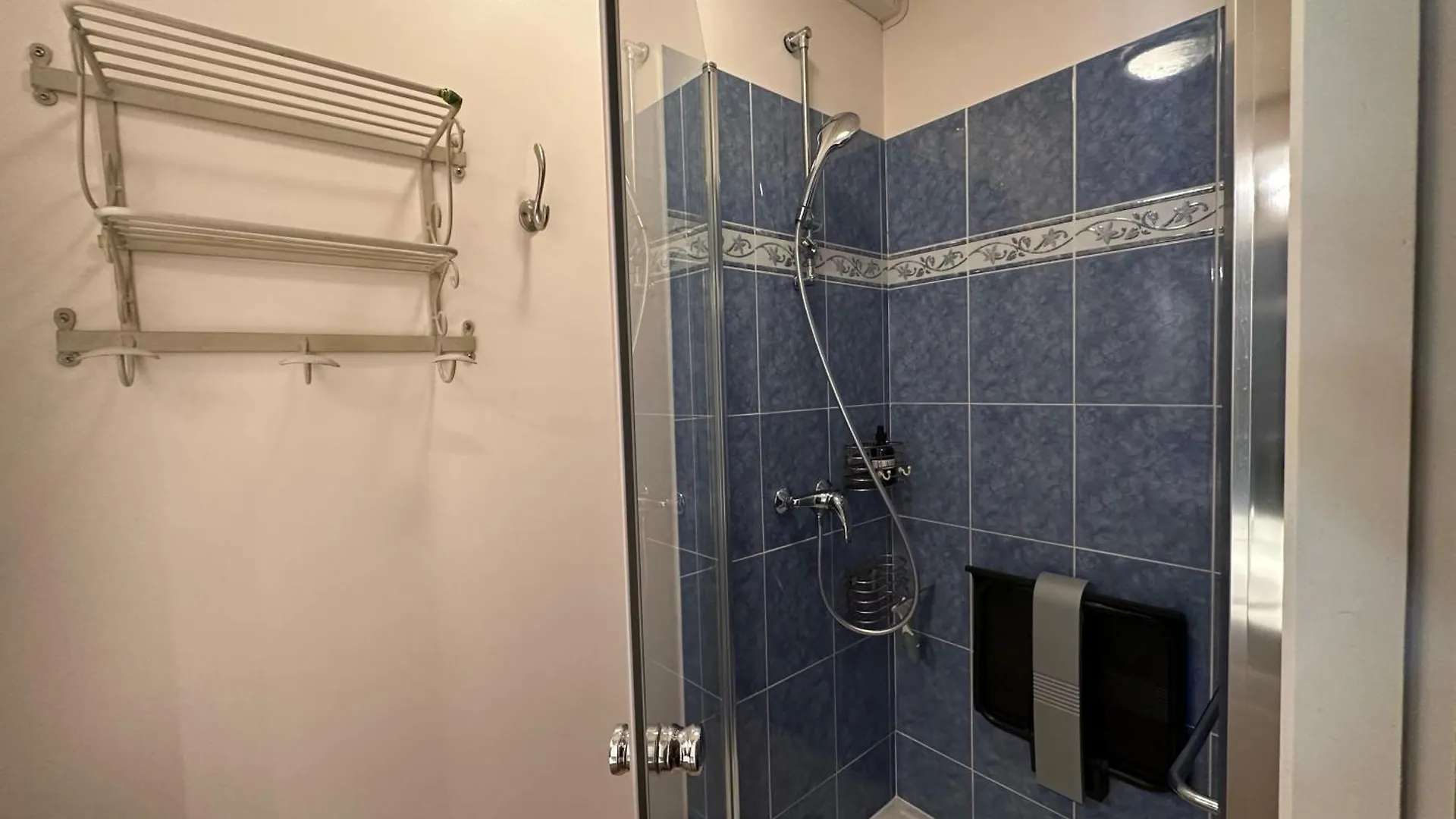 Villa Nicole Avec Piscine & Jardin Prives, Parking Dans Le Coeur Du Luberon, Proche Gordes, Roussillon, Goult, Bonnieux Oppede