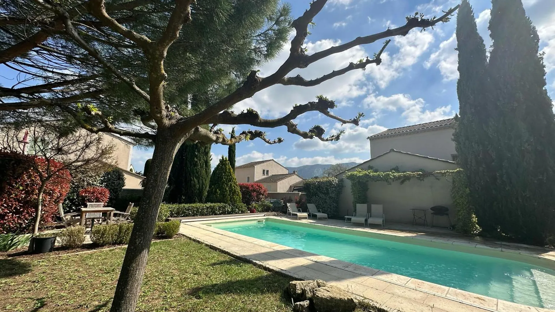 Villa Nicole Avec Piscine & Jardin Prives, Parking Dans Le Coeur Du Luberon, Proche Gordes, Roussillon, Goult, Bonnieux Oppede France