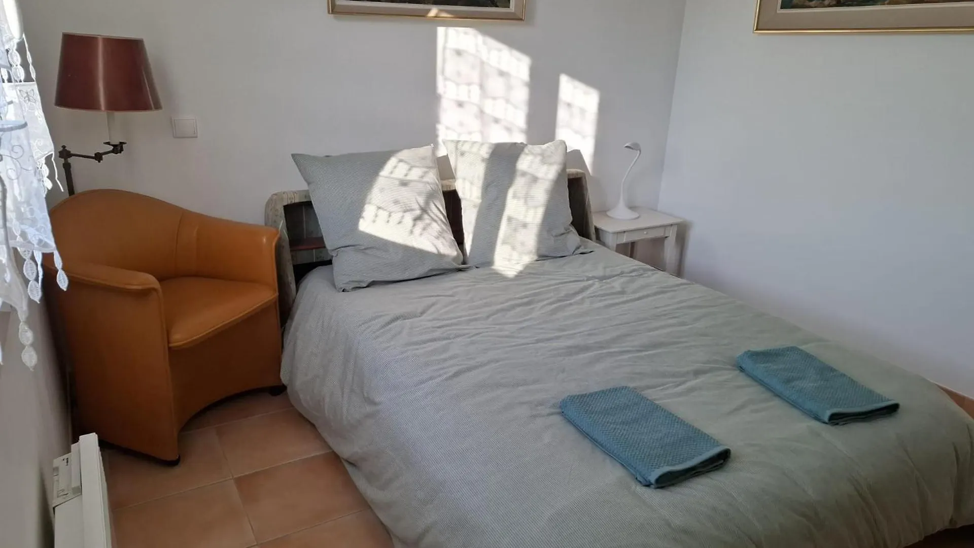 Villa Nicole Avec Piscine & Jardin Prives, Parking Dans Le Coeur Du Luberon, Proche Gordes, Roussillon, Goult, Bonnieux Oppede 0*,